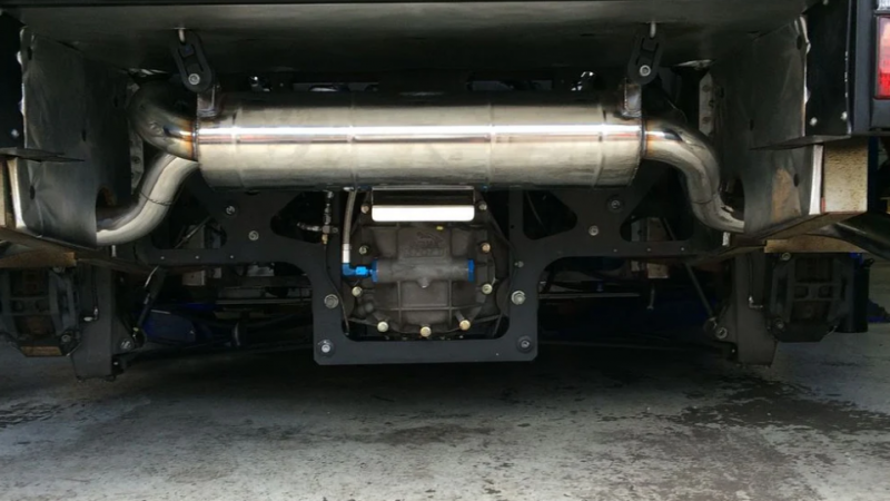 Photo of Quicksilver Sport Exhaust for the Jaguar XJ220 - Image 2